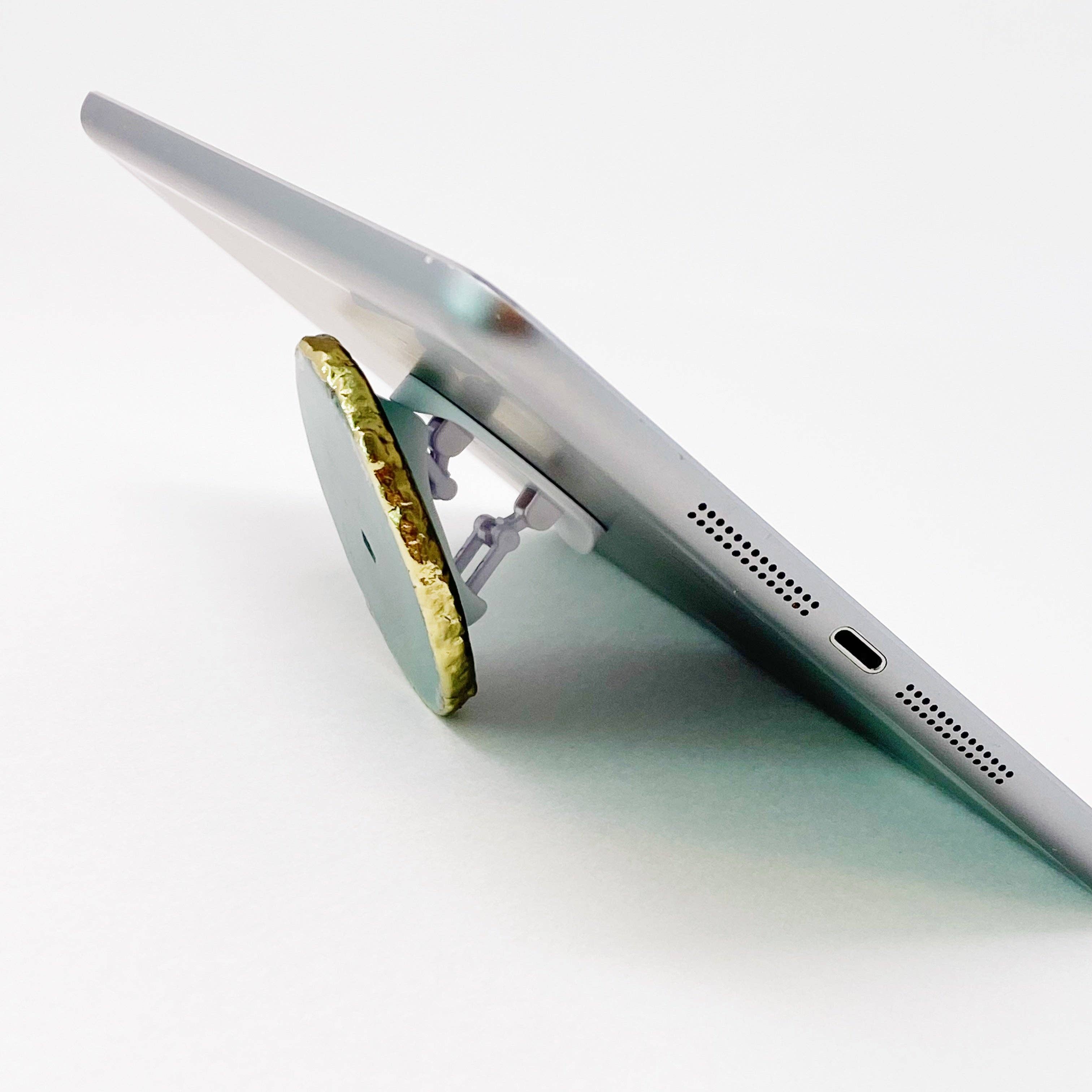 Ellison+Young - Wholesale Phone Grip - Golden Edge Natural Stone Phone Grip13