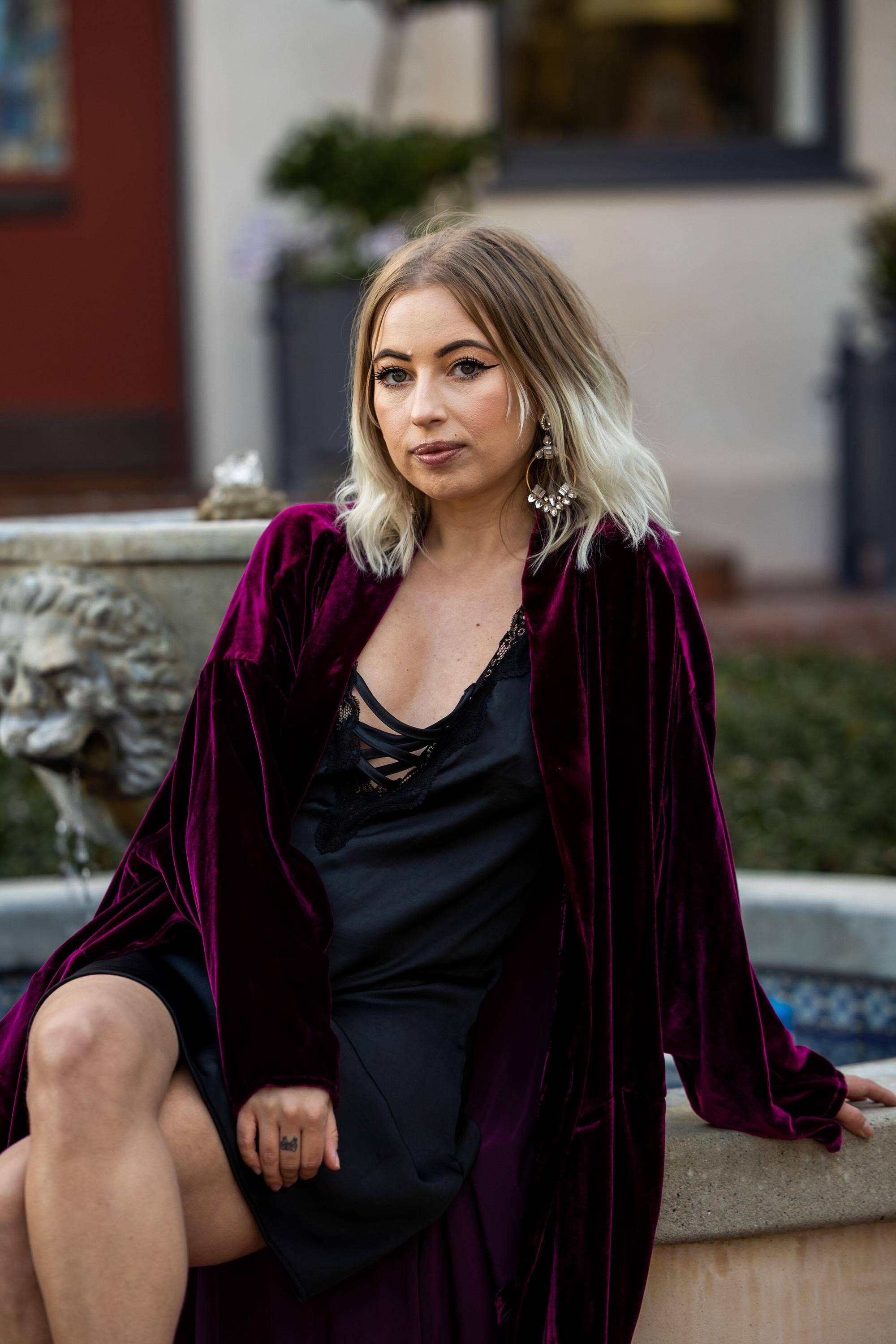 Jennafer Grace - Wholesale Kimono - Dames - Plumberry Silk Velvet Koi Kimono5