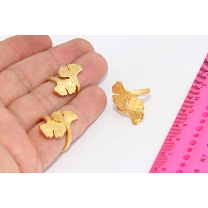 Anillo chapado en oro mate de 24k, anillo de hoja de Gingko Biloba, MTE1187 para venta al por mayor de QueenJewelryM