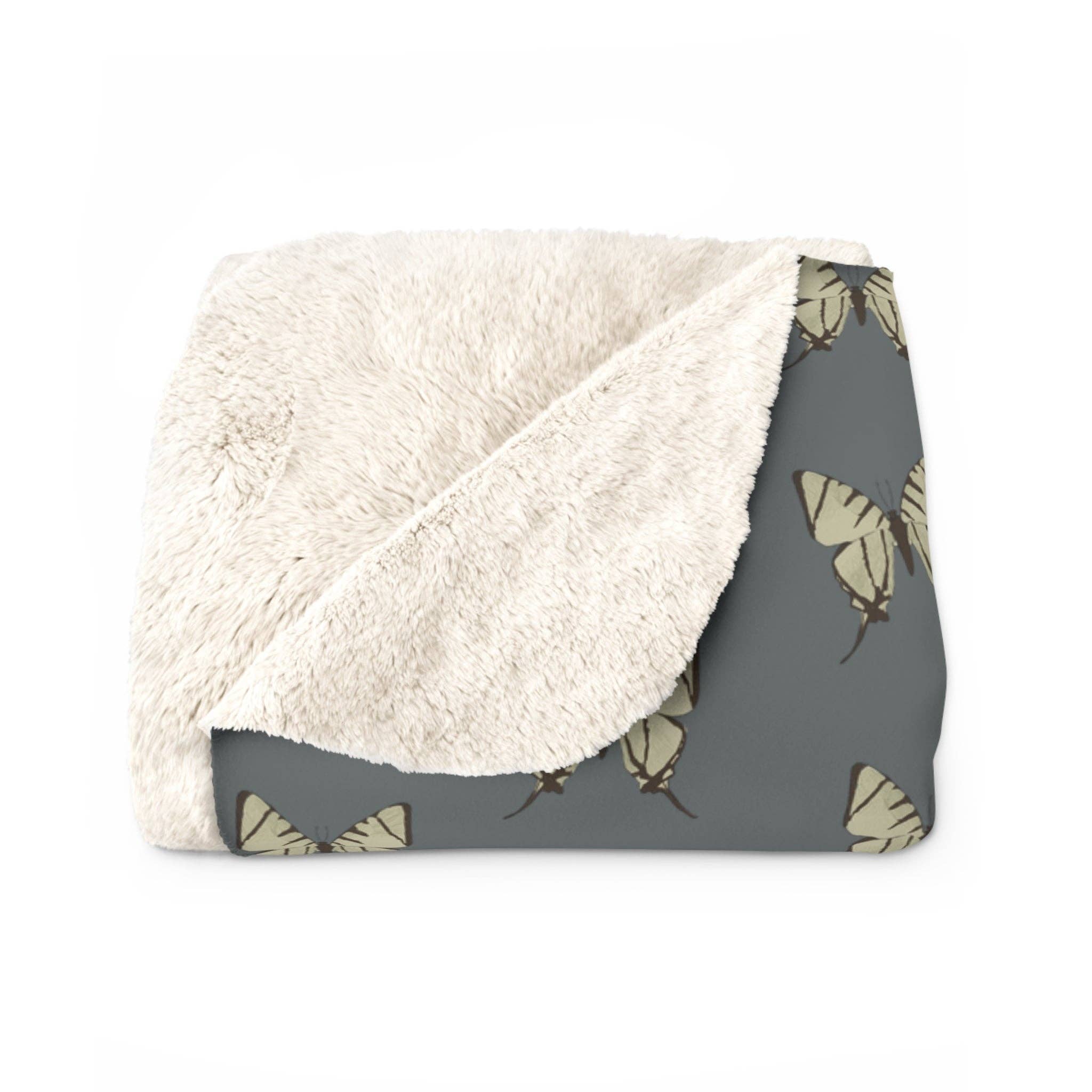 Los Angeles Mercantile™ - Wholesale Throw Blanket - Moth Pattern Sherpa Fleece Blanket Floral Lover Aesthetic Botanical Throw2