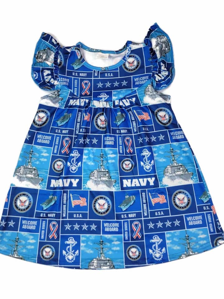 Robe en soie fluide bleu marine pour la vente par Great Lakes Kids Apparel