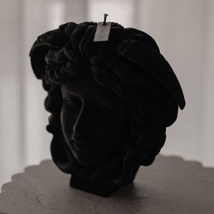 Black Medusa Head Candle for wholesale by La Mèche