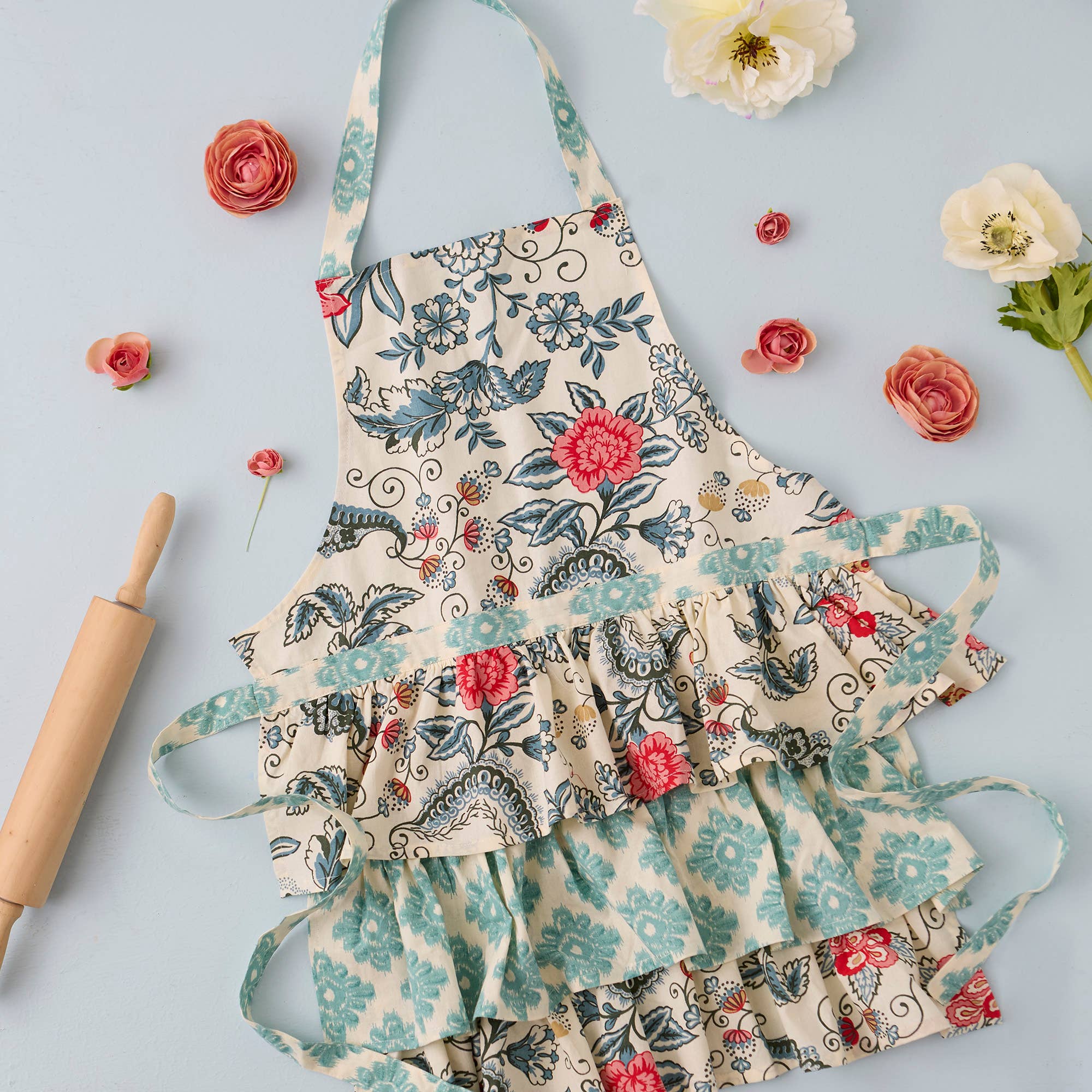 Design Imports - Wholesale Apron - Blue Ikat Flowers Vintage Apron2