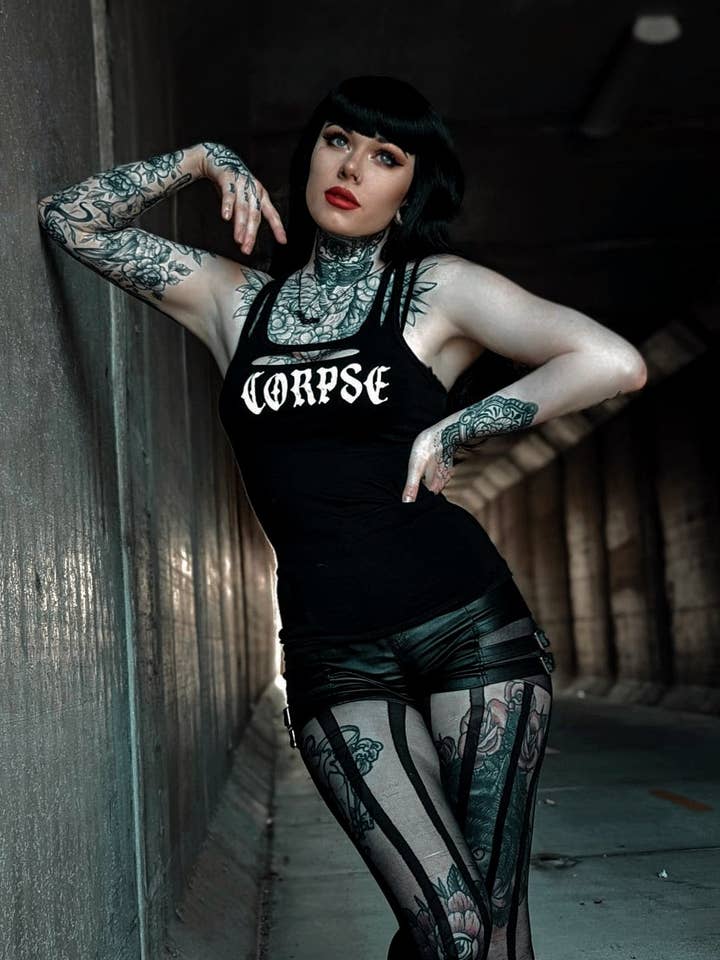 Demi Loon – Großhandel Tanktop – Damen – Leichnam Zerschnittenes Herausgeschnittenes Tanktop6