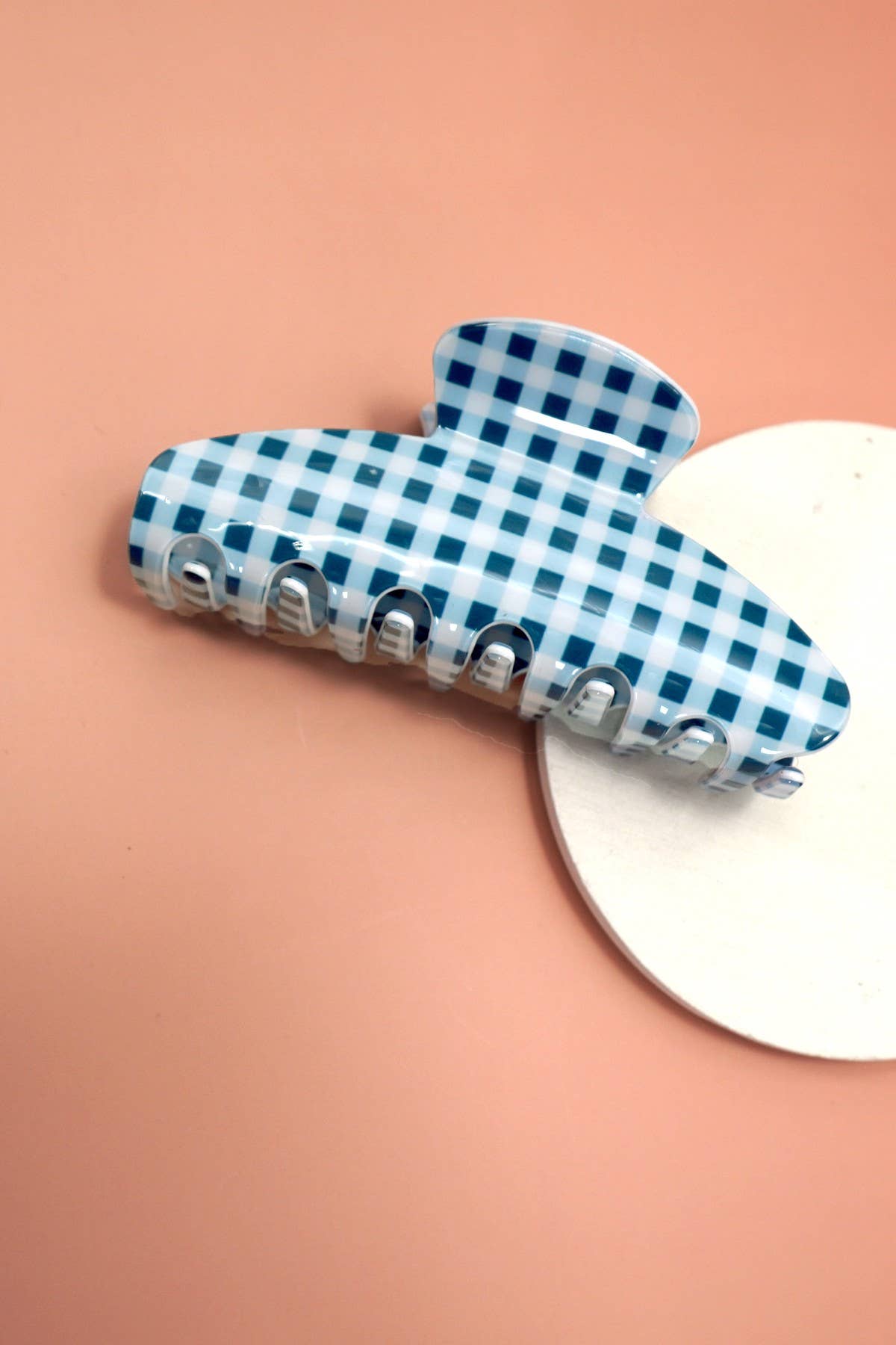 JOSSLYN by wall to wall - Wholesale Hair Clip - Women's - JUMBO STRIPE PLAID OVAL HAIR CLAW CLIPS | 40H10200