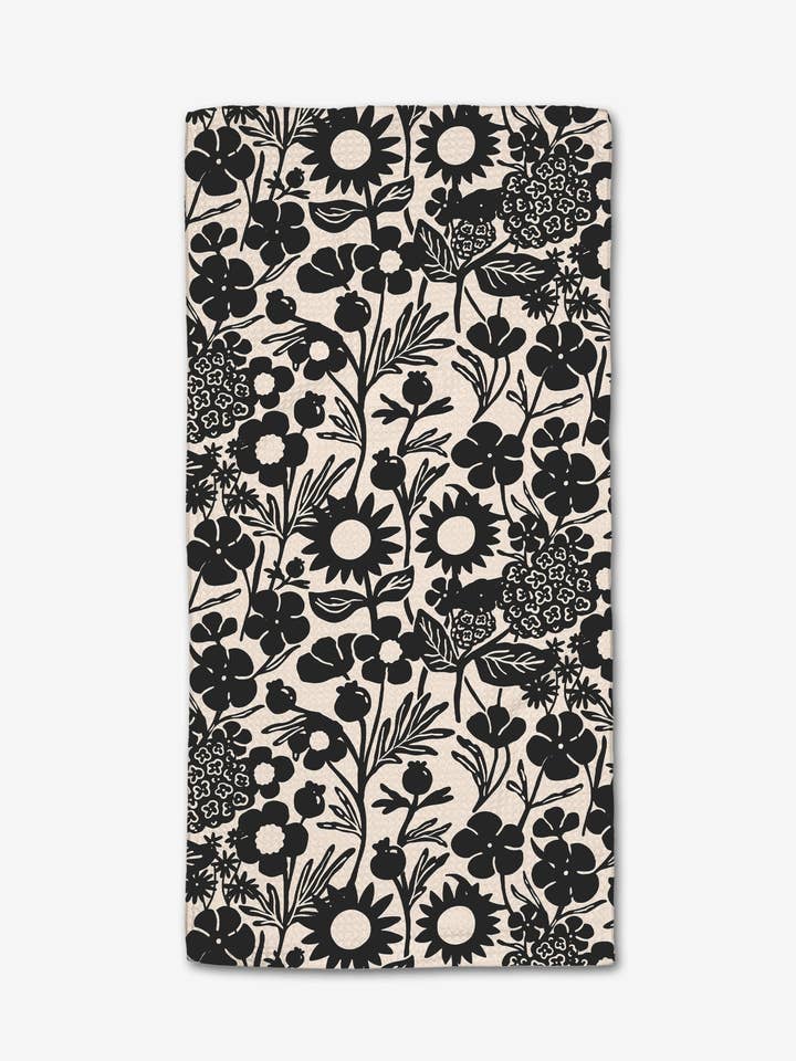 Serviette de bar Black Flower Garden pour la vente par Geometry