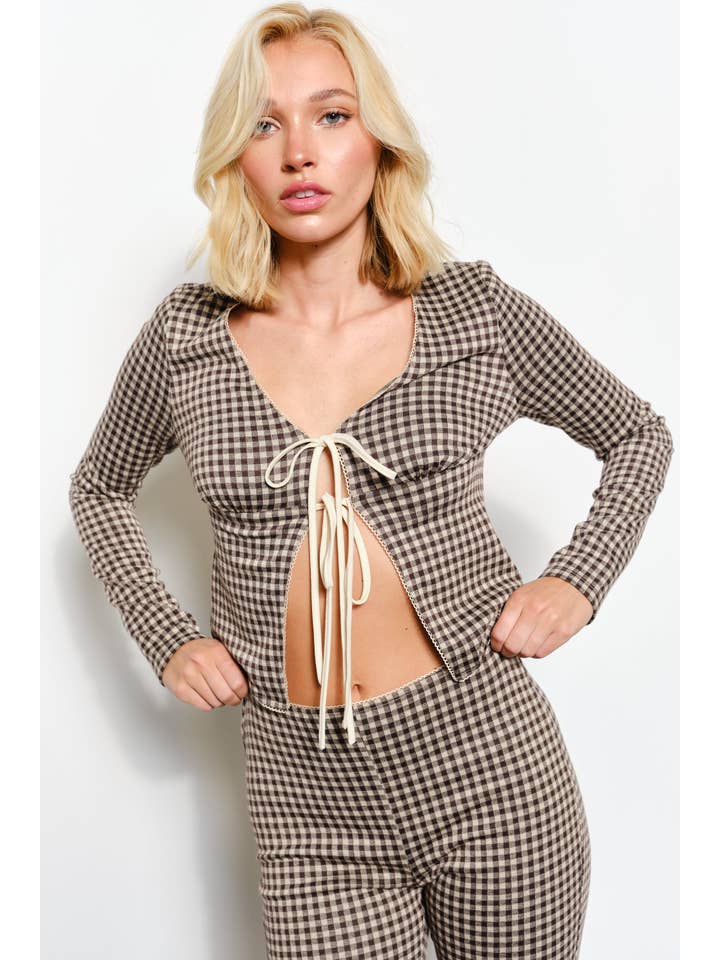 Bruin Multi KYLIE GINGHAM TOP – Speels, Retro, Zoet voor groothandel op Faire5