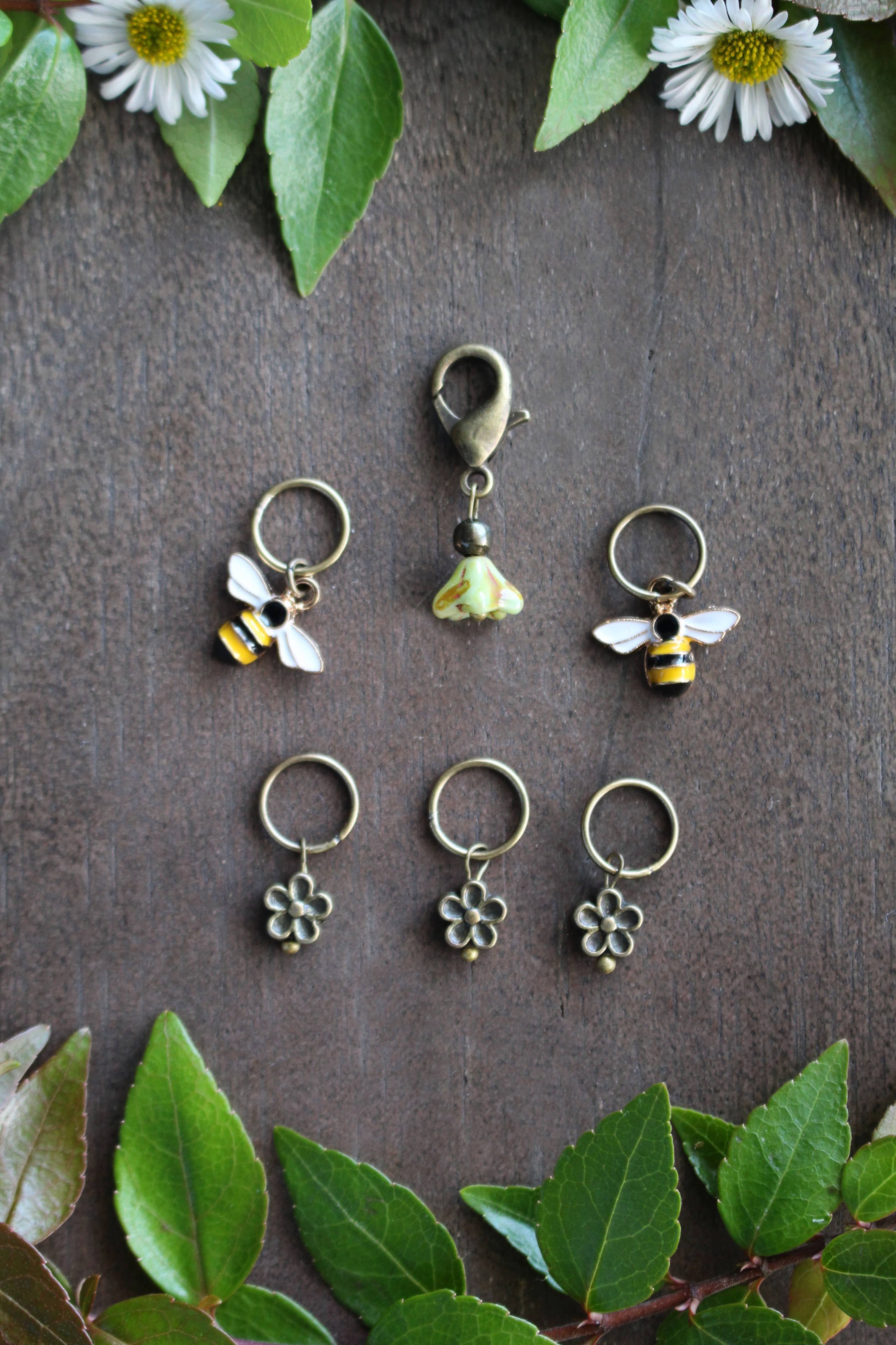 NNK Press - Wholesale Knitting/Crochet Supplies - Bee and Bloom Stitch Markers (Pack of 4)2