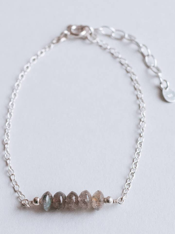 Sterling Silver Labradorite Gemstone Bar Bracelet for wholesale by Honeydew Club