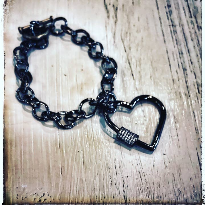 Bracciale in grafite con cuore di grafite per la vendita all'ingrosso da parte di JAG/ged Edge Jewelry
