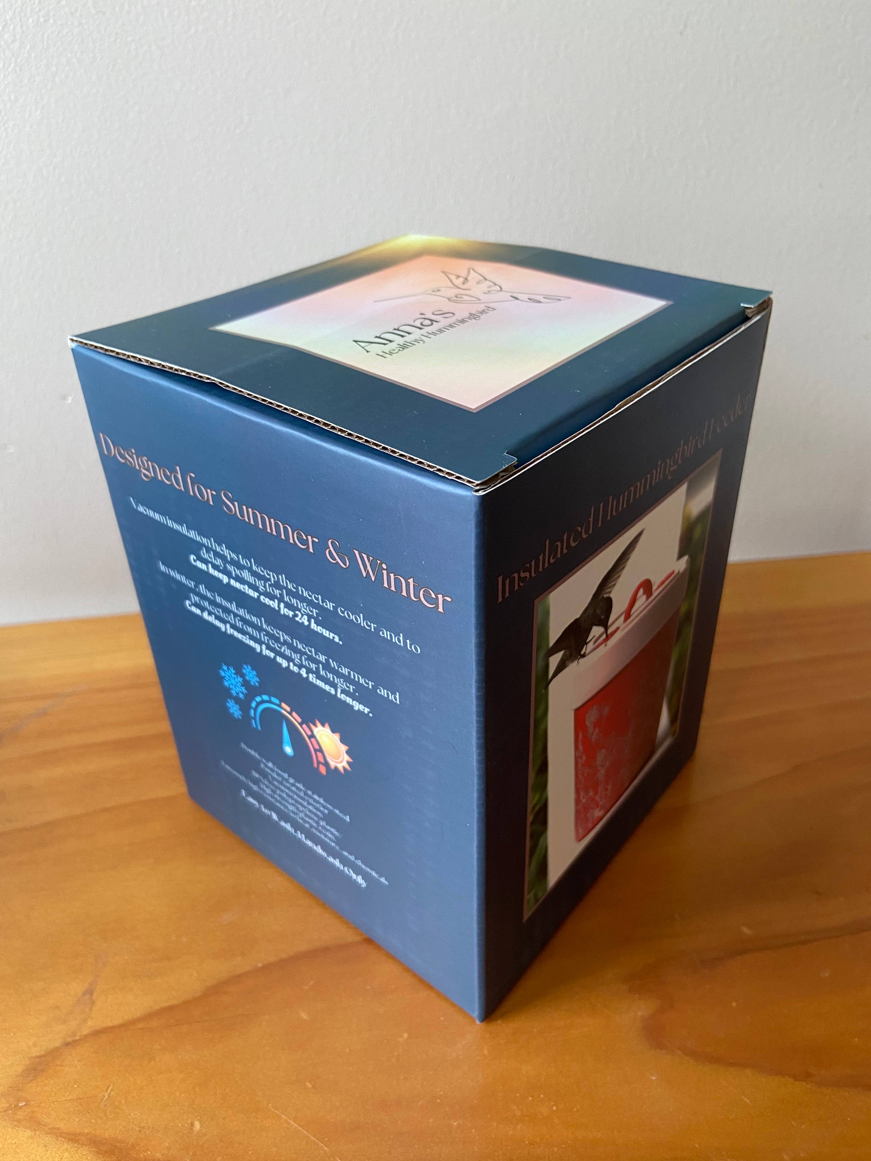 Anna's Healthy Hummingbird - Wholesale Bird Feeder - Insulated hummingbird feeder
9