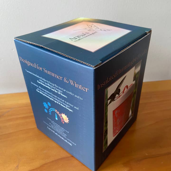 Anna's Healthy Hummingbird - Wholesale Bird Feeder - Insulated hummingbird feeder
9