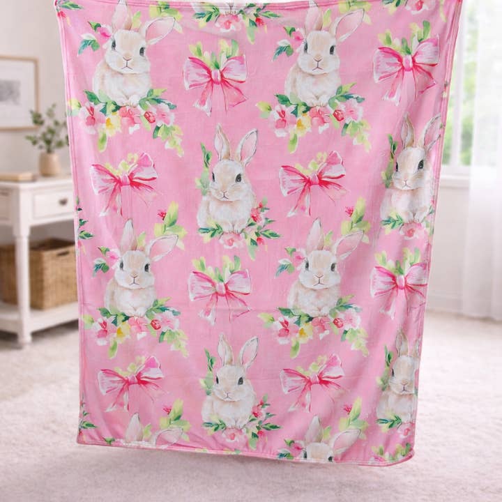 Ace of Grace - Wholesale Bedding Blanket - Kids & Baby - Madelynn Grace Luxe Fleece Blankets10