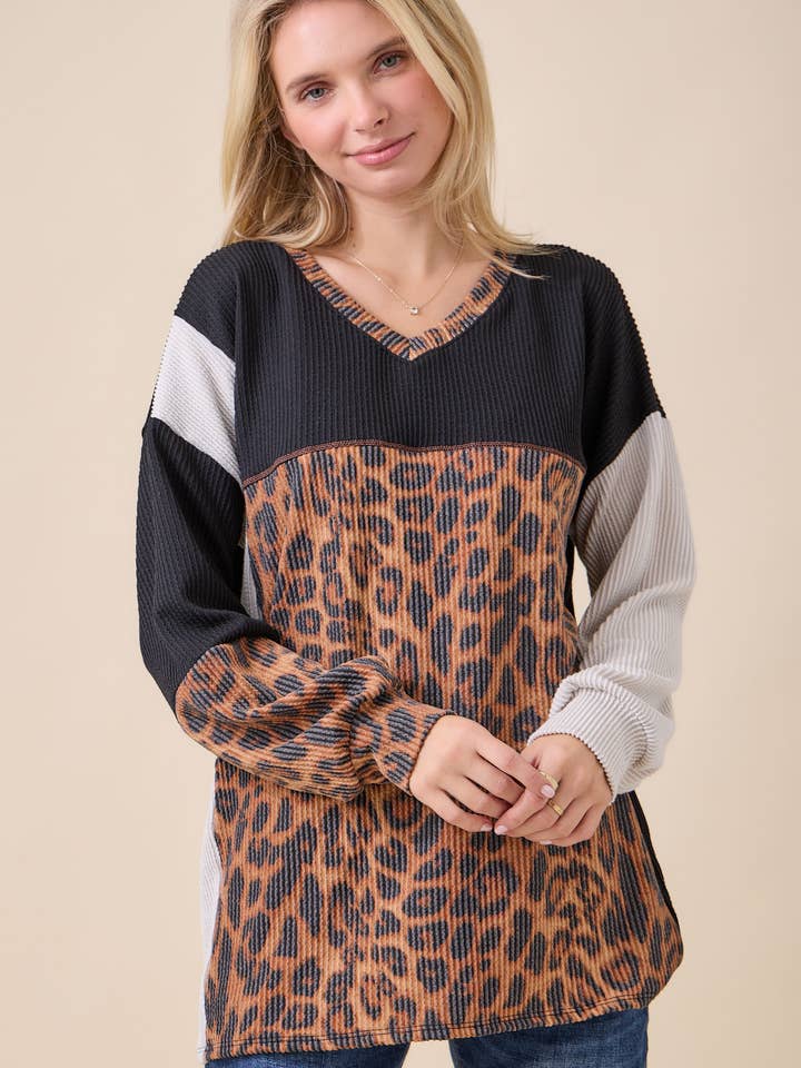 Celeste Clothing - Wholesale Knit Top - Women's - WOMEN'S RIB COLOR BLOCK ANIMAL PRINT LONG SLEEVE TOP2