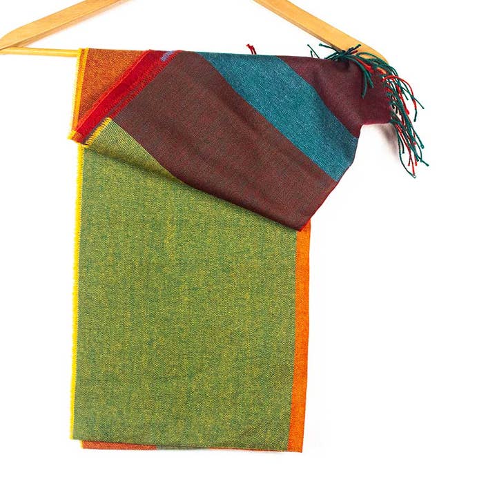 Mia cashmere mix scarf. for wholesale by Silk Wool and Bijoux