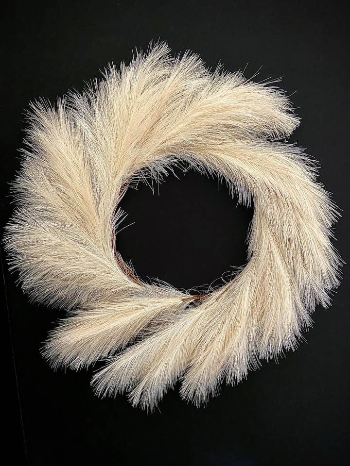 Natural Wreath 23.5"D for wholesale by The Light Garden Collection