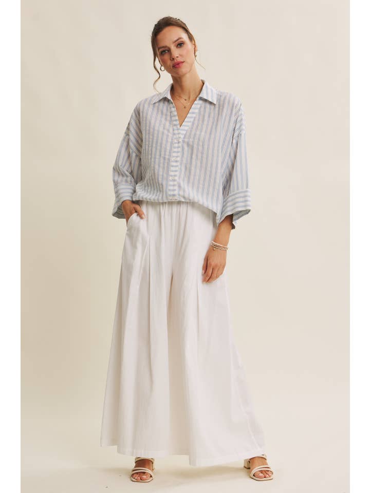 in february – Engroshandel Skjorte med buttondown – til kvinder – PERFEKT STRIBET SKJORTE MED KNAPPER OG BREDE ÆRMER TIL OVERGANGSPERIODEN17