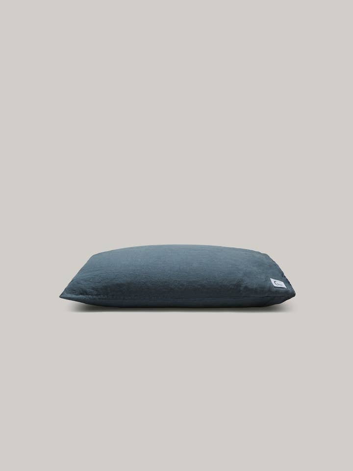 Pack of 2 French washed linen pillowcase for wholesale by Maison Masarin