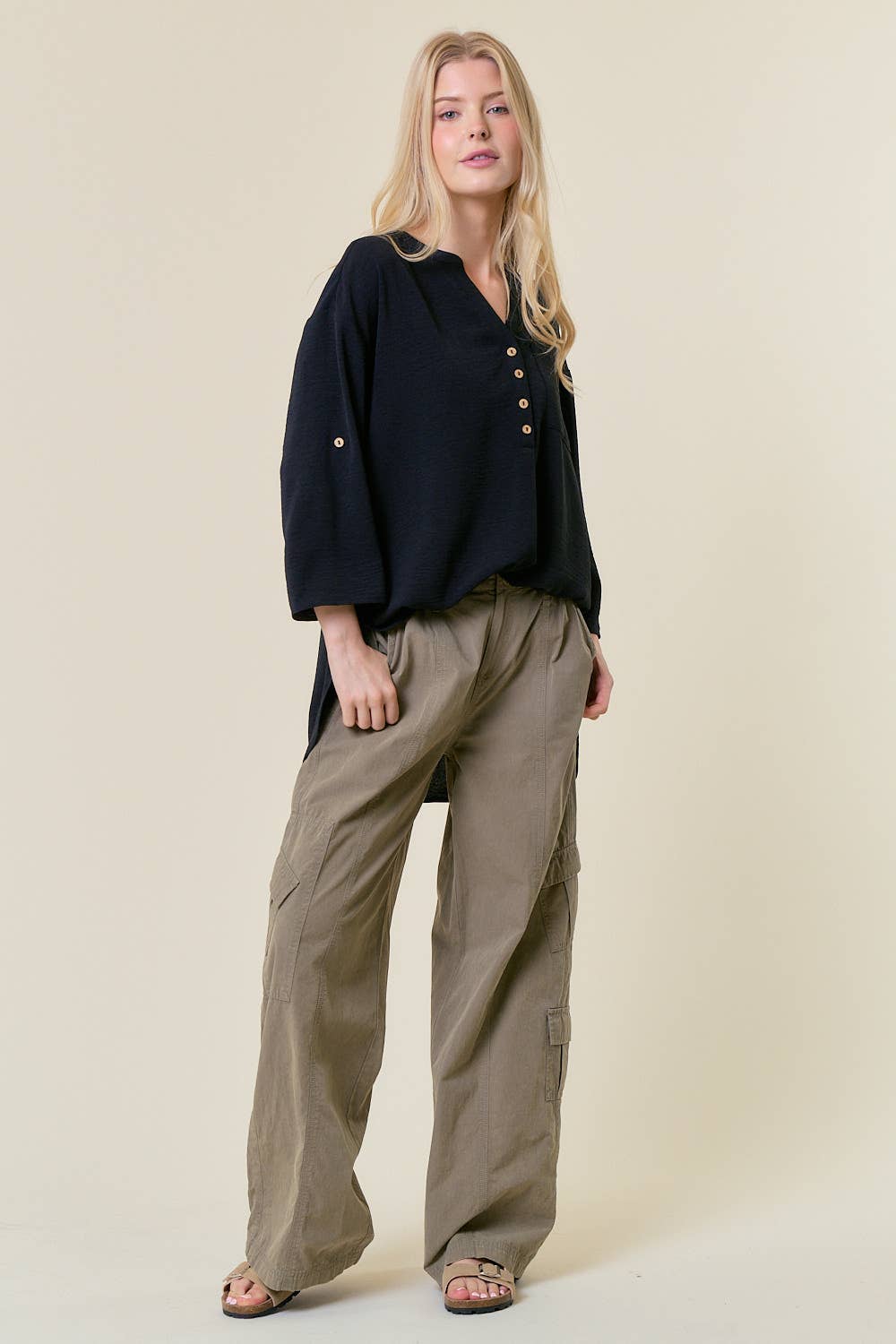 Doe and Rae - Wholesale Tunic - Women's - HALF BUTTON HI-LO BLOUSE - 43942T11