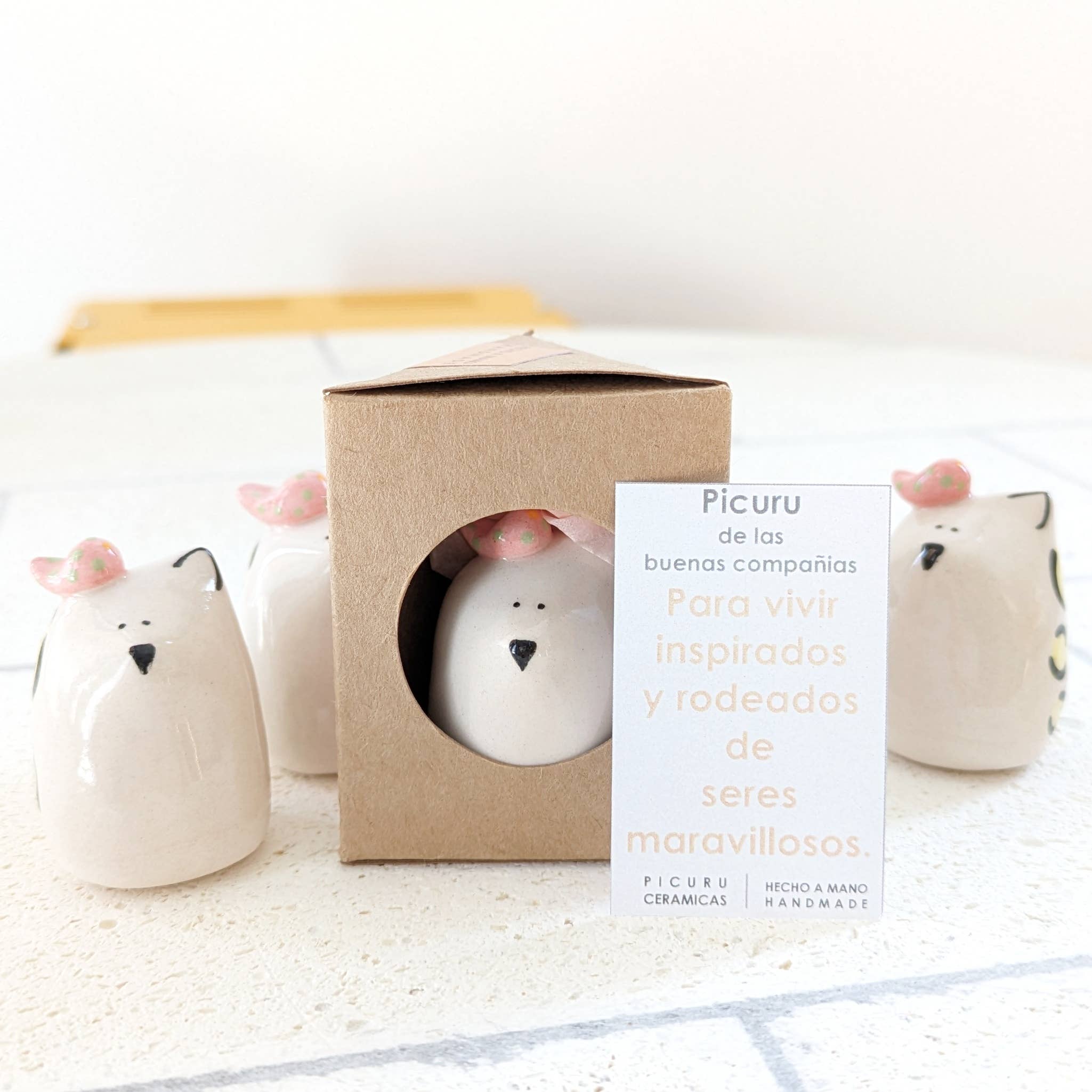 Picuru ceramicas - Wholesale Decoratief beeldje - Picuru amulet van goede gezelschap, 5 talen1