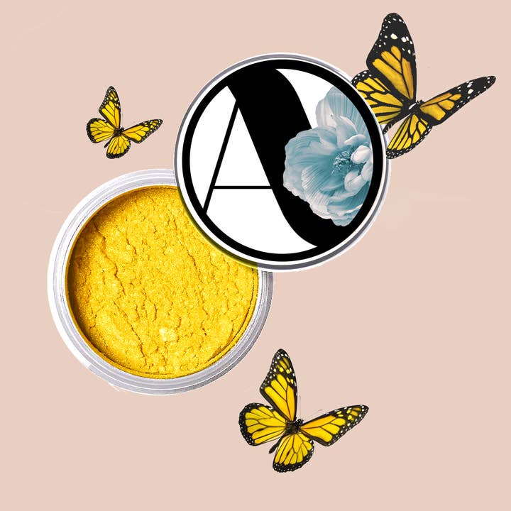 Surligneur Sun Dazed pour la vente par Aeva Beauty