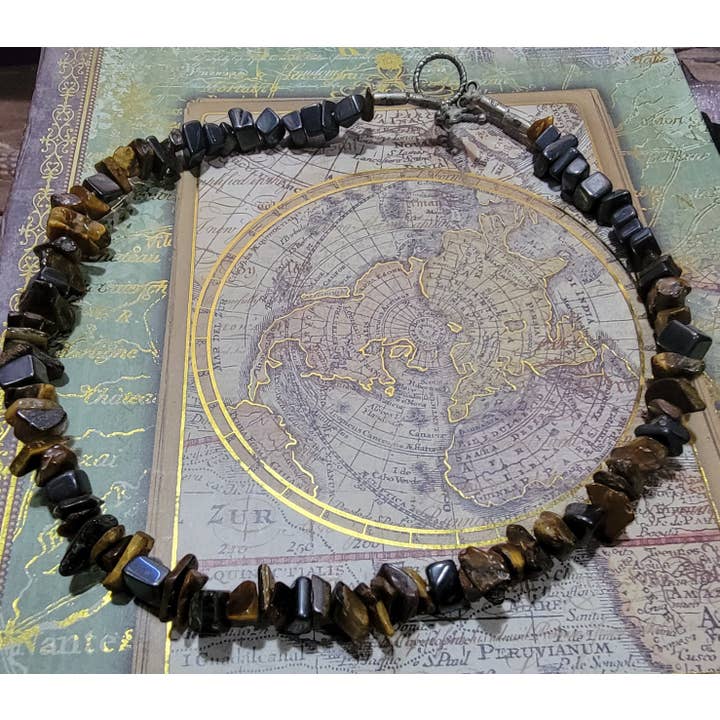 Chokerhalskette mit Tigerauge und Hämatit-Edelstein von Norell für den Großhandel von The Band Famous