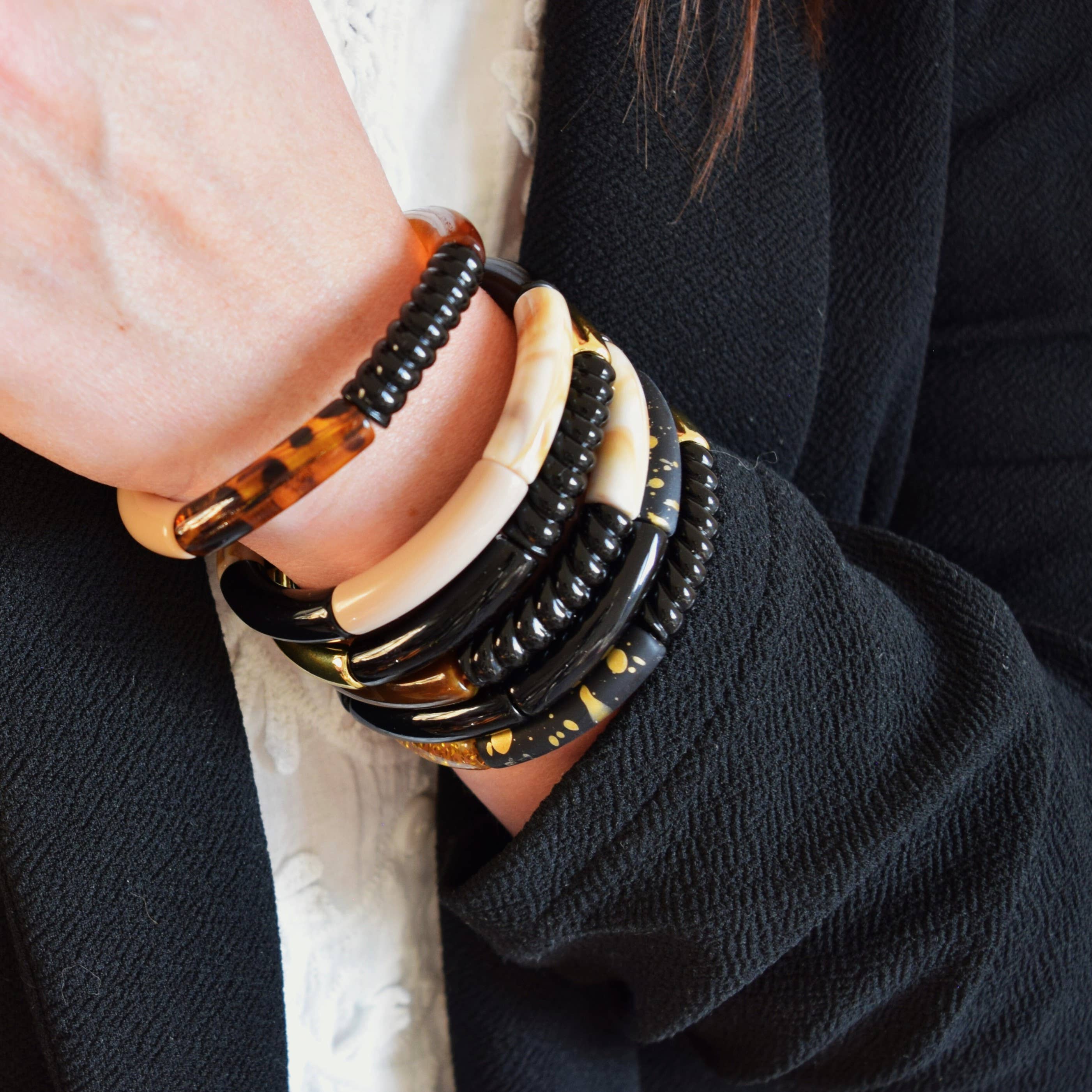 Manacreations - Wholesale Armband met kralen - Armbanden met zwarte en gouden accenten11