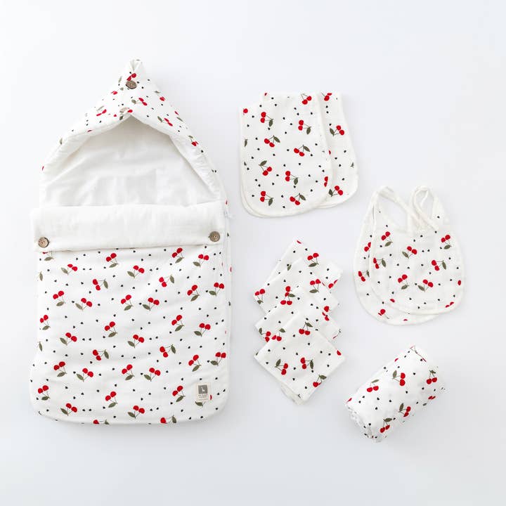 Conjunto Pronto para Bebé - BlushBerry (total de 8 Itens de Musselina) por atacado de Zoey Inc.