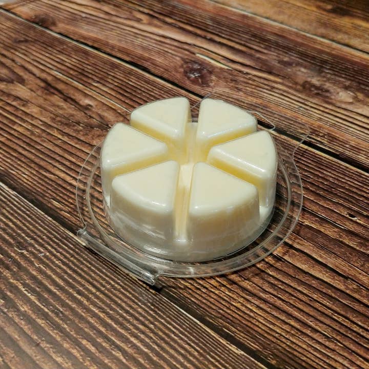 Trio Melts - Wholesale Wax Melt - Tobacco Leaf & Vanilla Caramel Wax Melt3