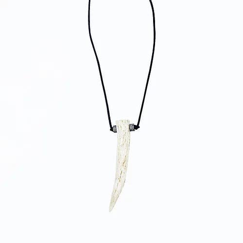 Hirschgeweih Lederkette für den Großhandel von HEATHER FORD