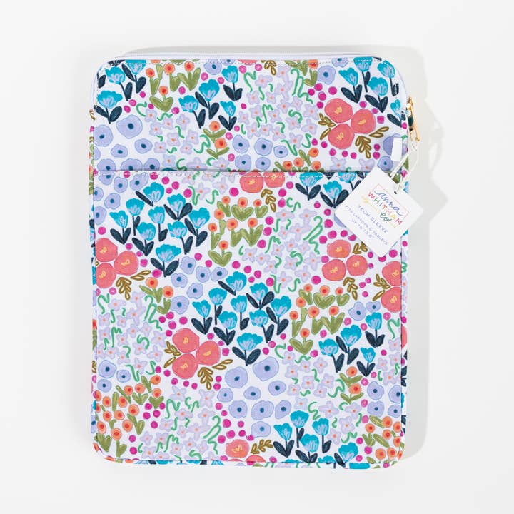 Housse Ellender White Tech Sleeve | Étui pour ordinateur portable | Support pour tablette | Housse pour la vente par Anna Whitham Co.