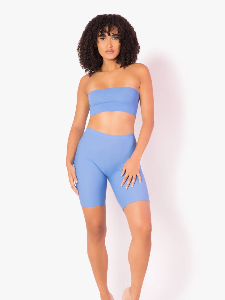 Set di pantaloncini a fascia blu pervinca per la vendita all'ingrosso da parte di Playsuit Apparel