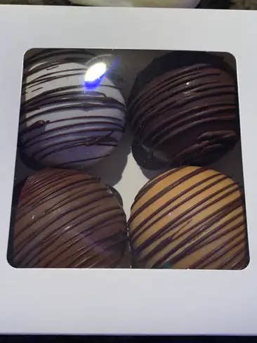 Caixa Presente Bola de Cacau Clássica de 4 por atacado de Curvy Girl Swim Co