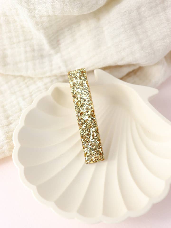 Straight hair clip with large gold sequins for wholesale by CG Home