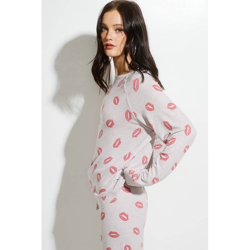 MintChoco - Wholesale Lounge Set - Women's - Lip all over print brushd soft lounge wear sets3