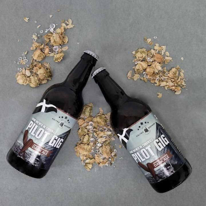 Keltek Cornish Brewery Ltd – wholesale Beer – Pilot Gig 5.2% Dark Ale1
