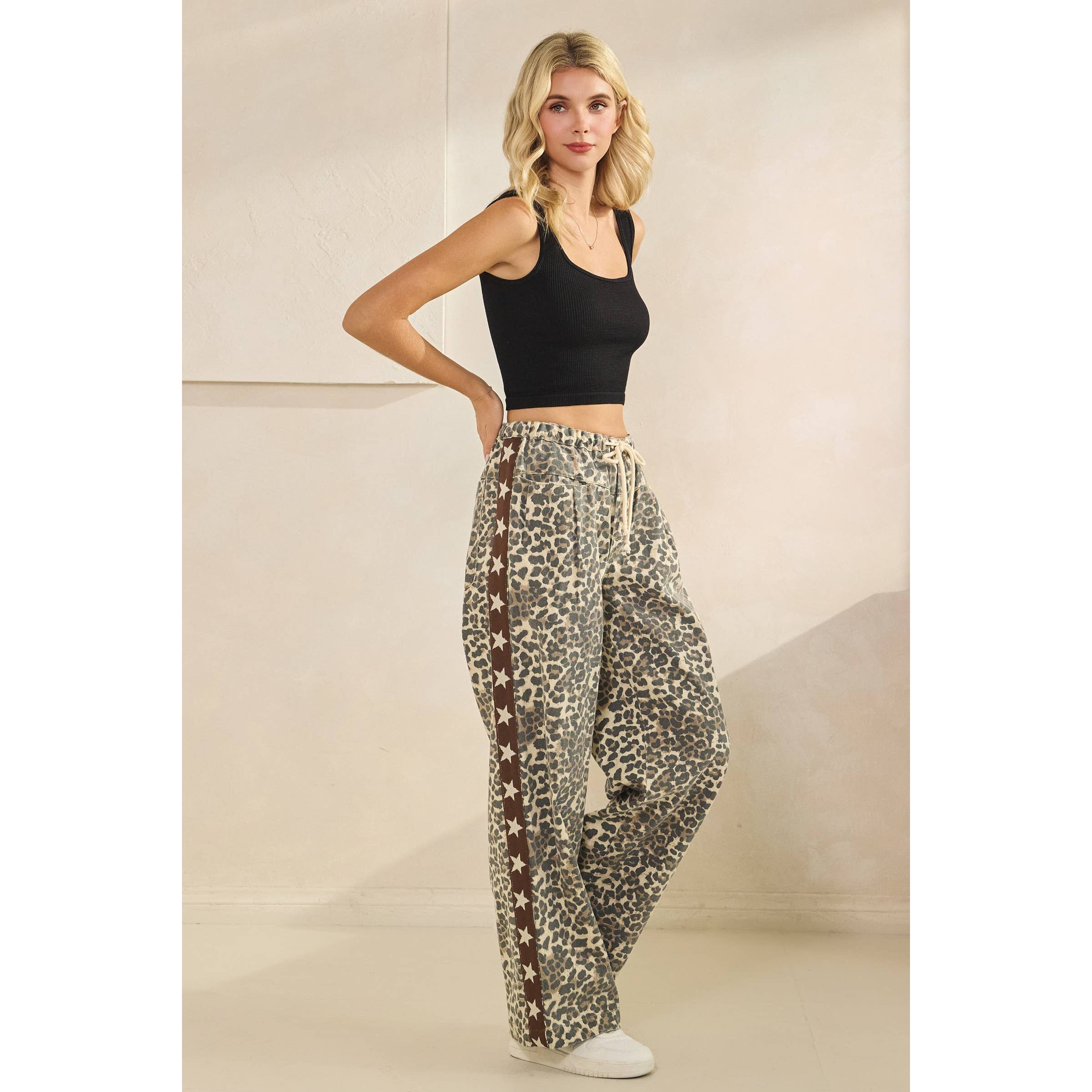 Veveret – wholesale Pants – Women's – Leopard Printed Striped Wide Legged Pants45