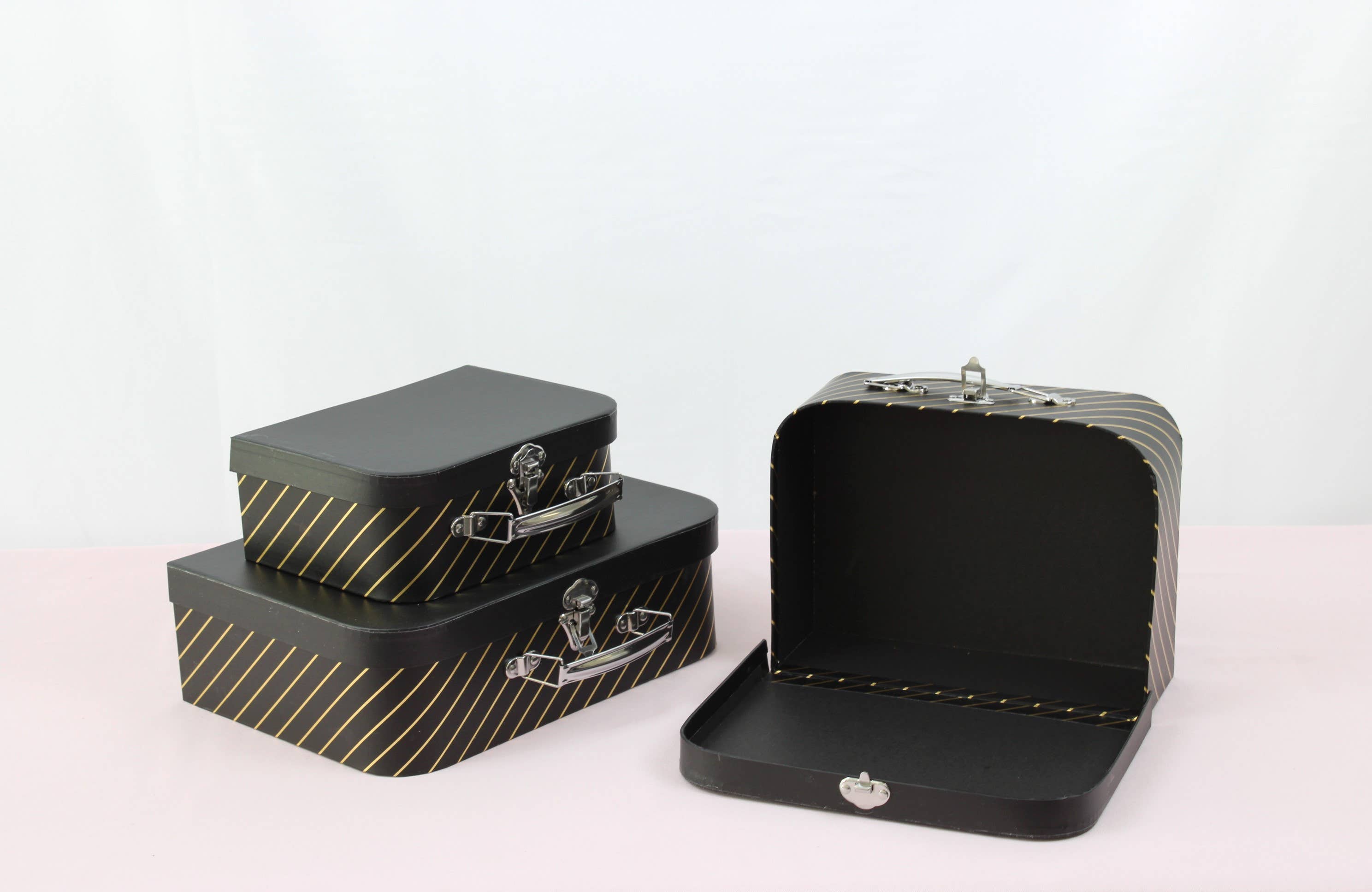 Elegant Design Supply – wholesale Gift box – Gold Stripe Suitcase Flower Gift Box15