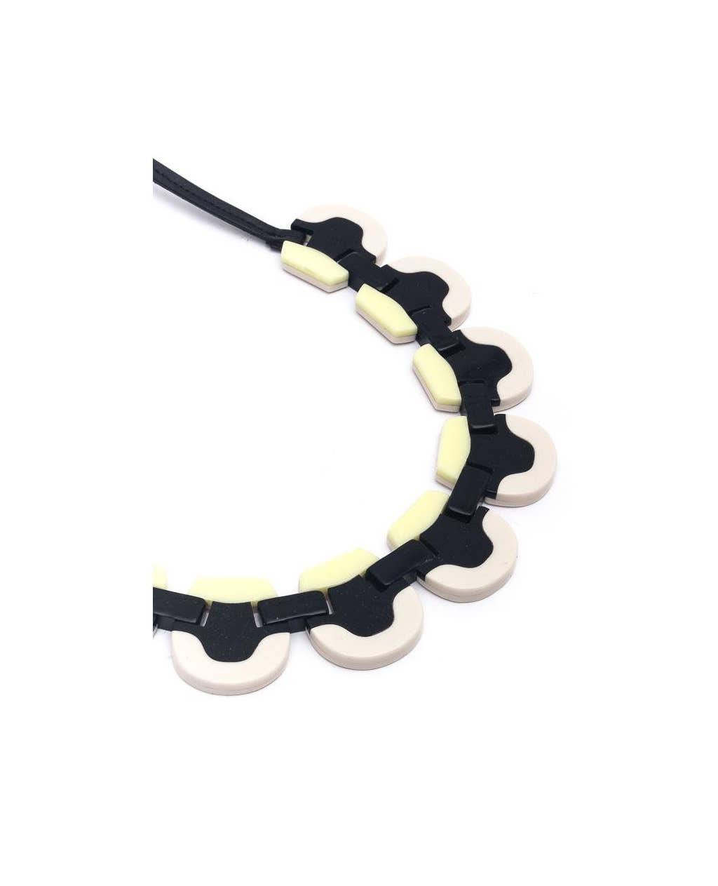 Finn - Wholesale Pendant/Charm Necklace - Panorama Wave Necklace Vanilla 2