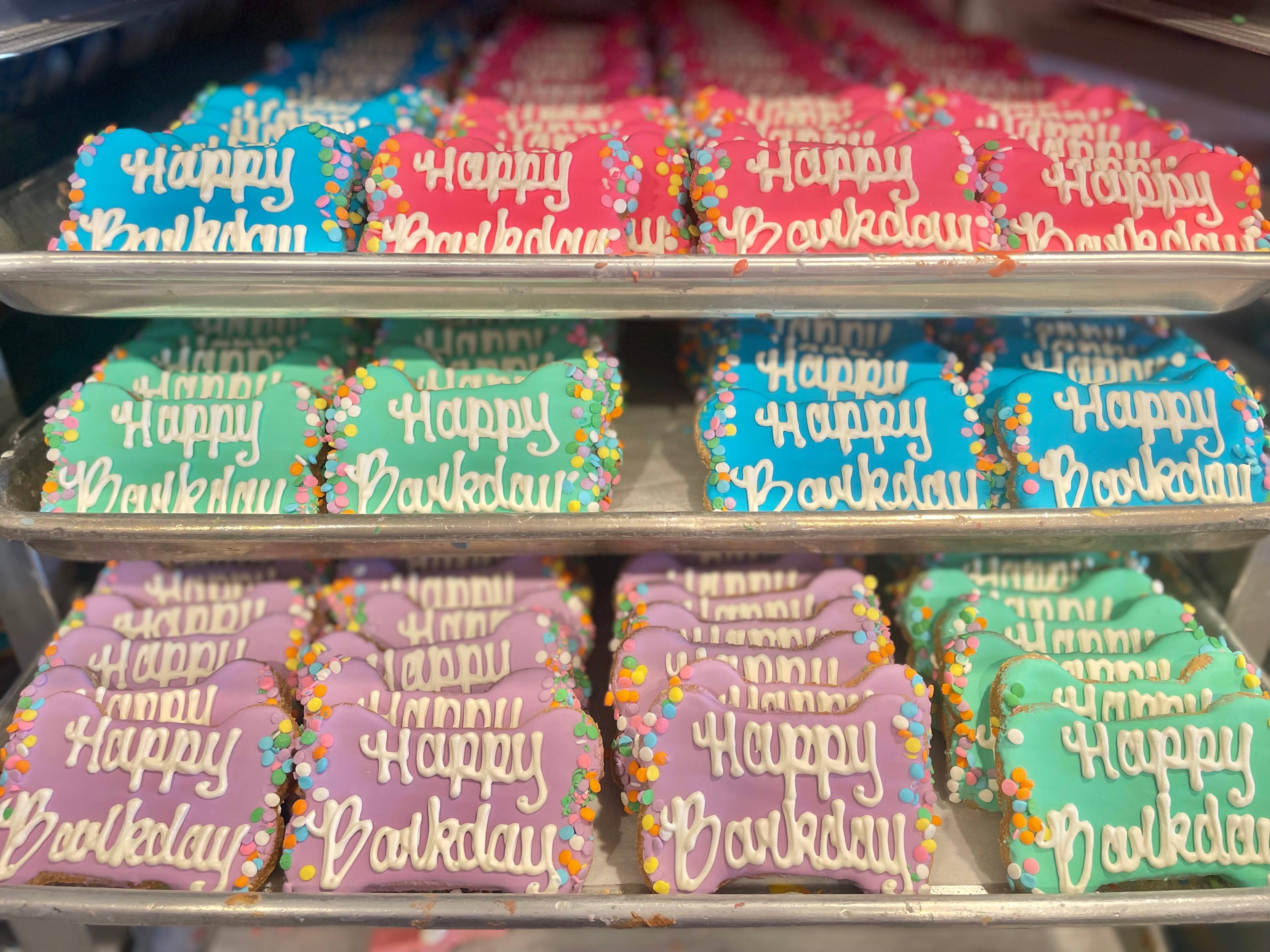 Lucky Biscuit Pet Bakery - Wholesale Pet Treats - Dog - Happy Birthday Fido!2