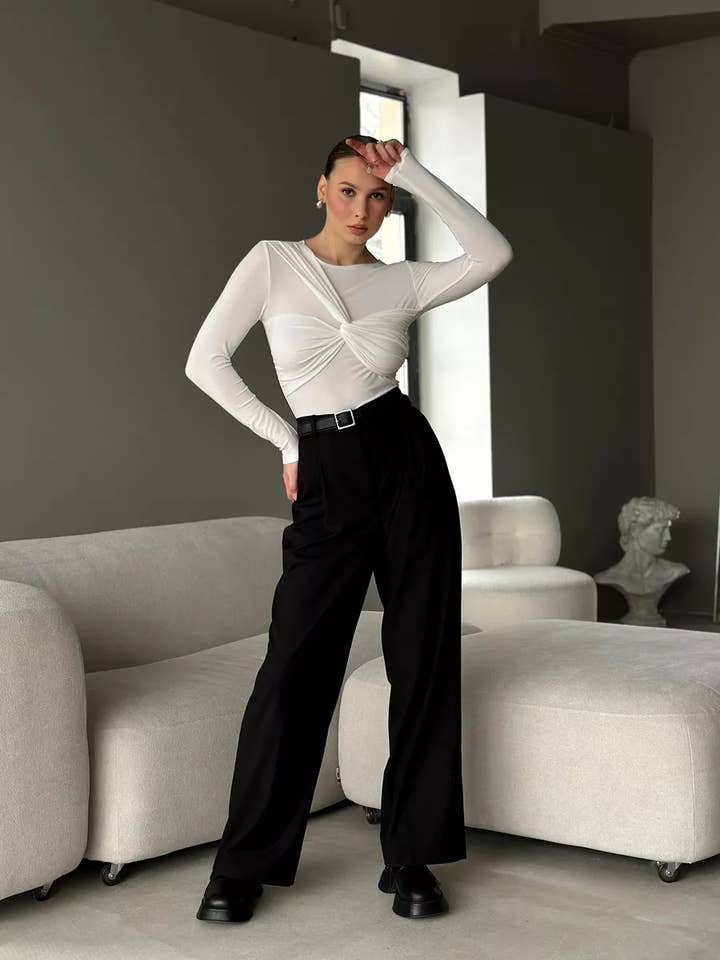 Hope & Sunshine - Wholesale Knit Top - Women's - Slim Fit Cross Knot Long Sleeve Top