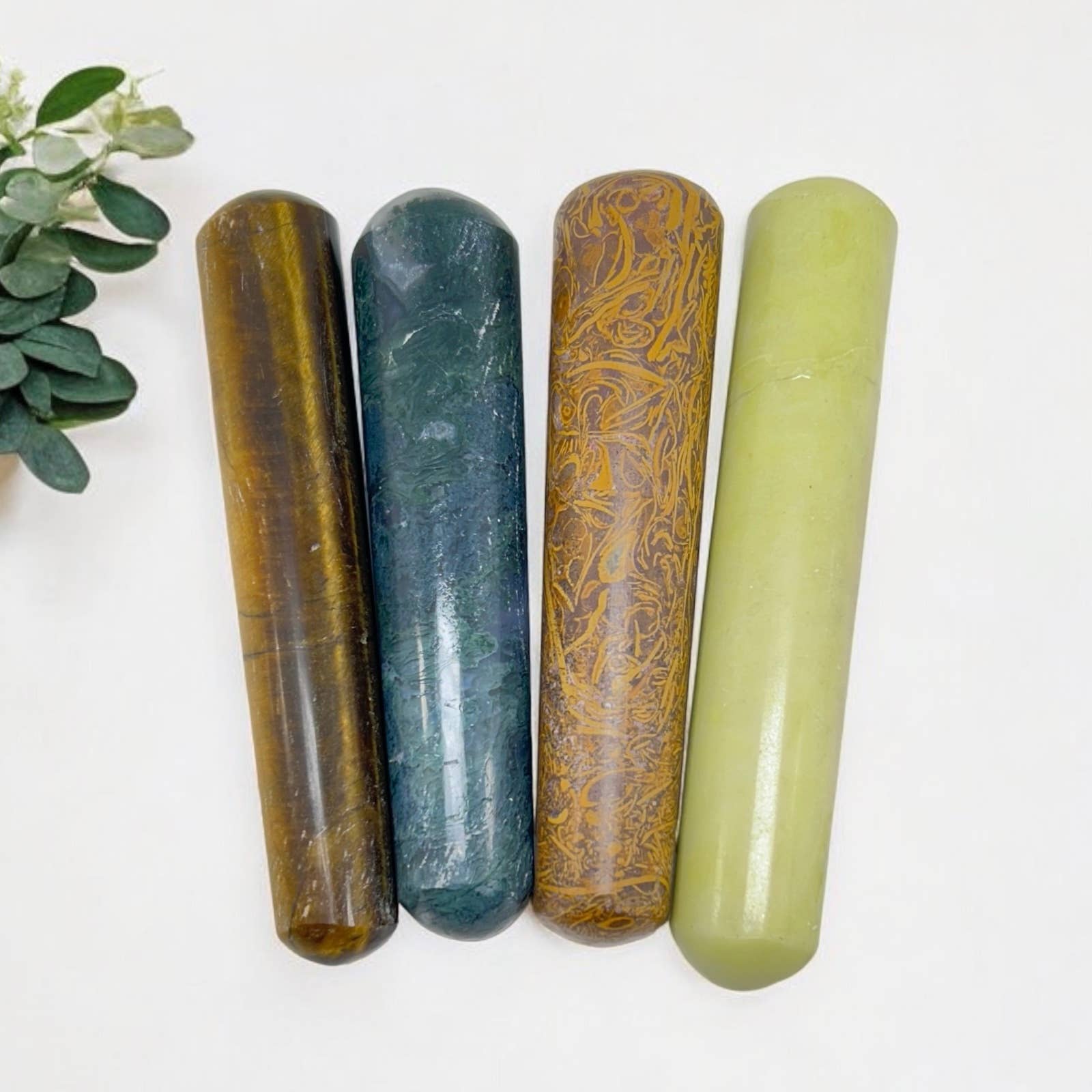 Quasar Gems USA – Großhandel Spiritueller Stein/Kristall – Massage-Werkzeuge aus Edelsteinen1