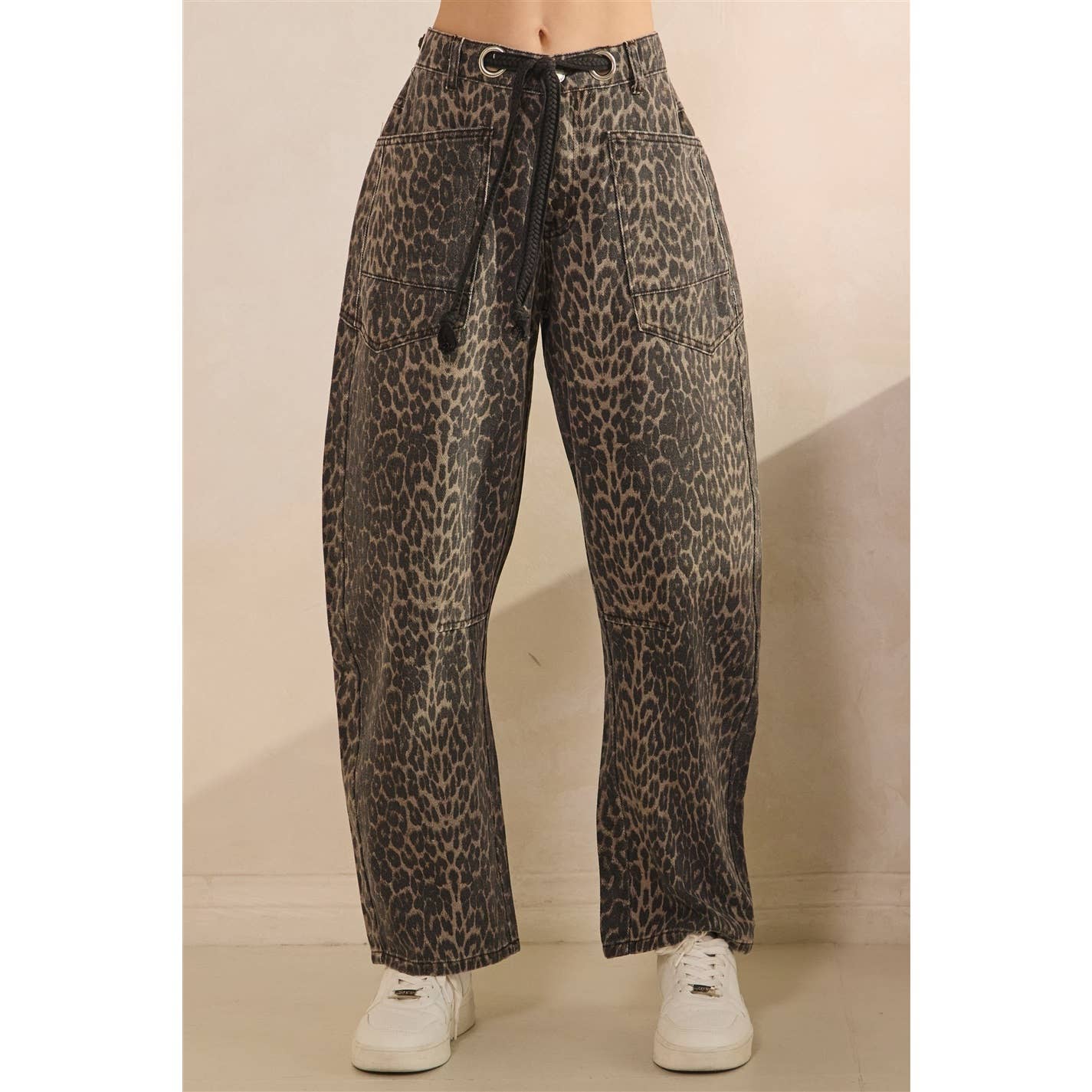Veveret - Wholesale Pants - Women's - Printed Horseshoe Jeans with Belt Detail18