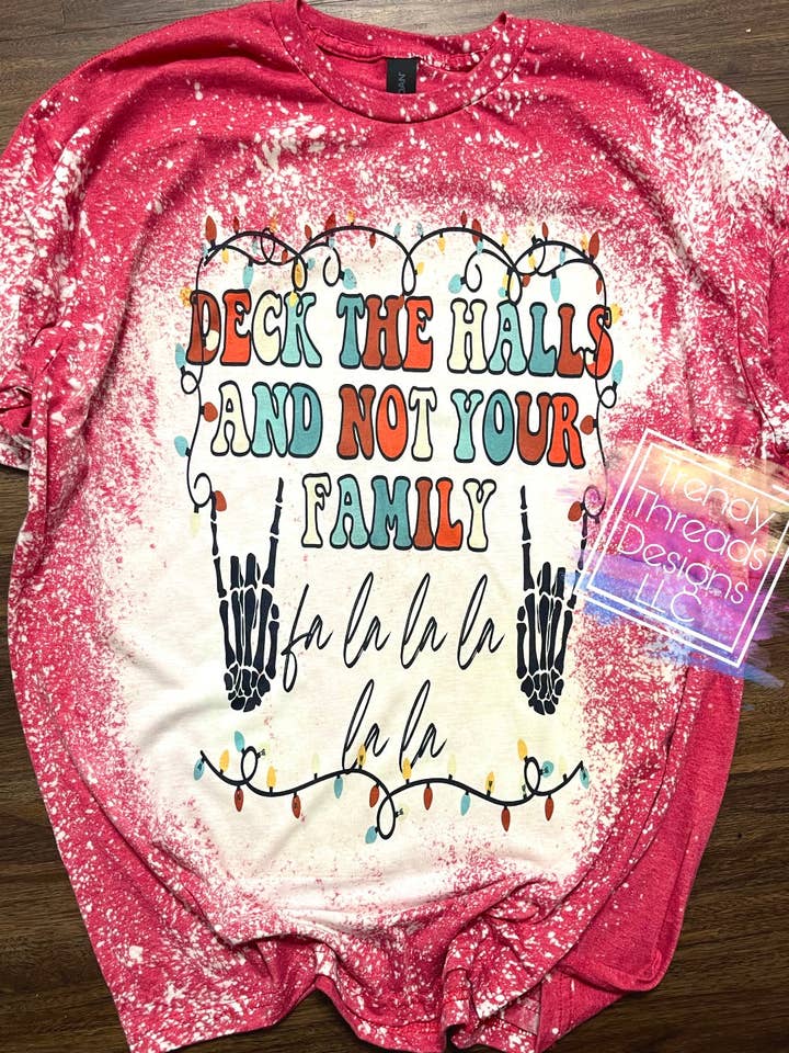 Camisa de Natal | convés nos salões e não na camisa da sua família por atacado de Trendy Threads Designs LLC