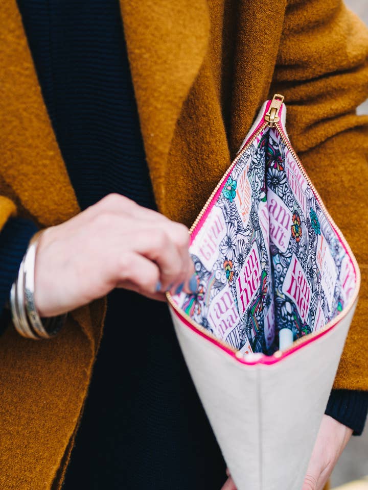 I am Me Collection Große Clutch Bag für den Großhandel von Eliza Eliza