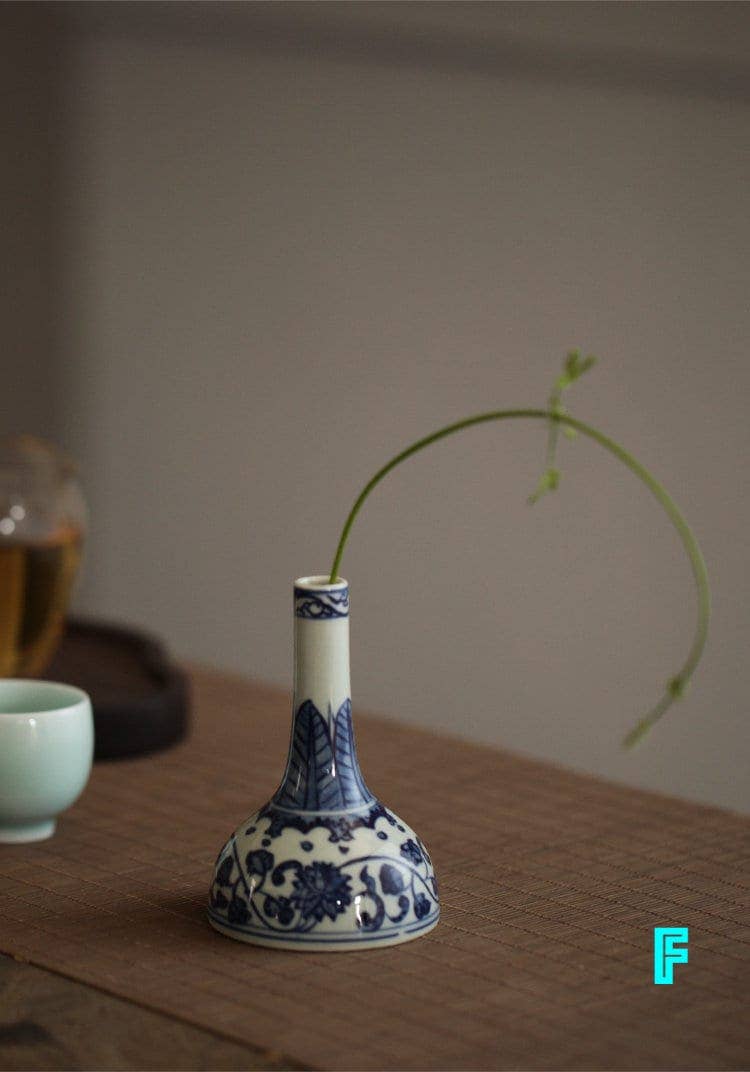 Gohobi （We cover U.S. import duties） – wholesale Vase – Gohobi Hand-painted Blue and White Porcelain Vase5