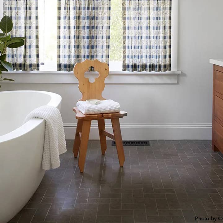 etúHOME - Wholesale Chair - Tyrol Accent Chair, Natural Clover3