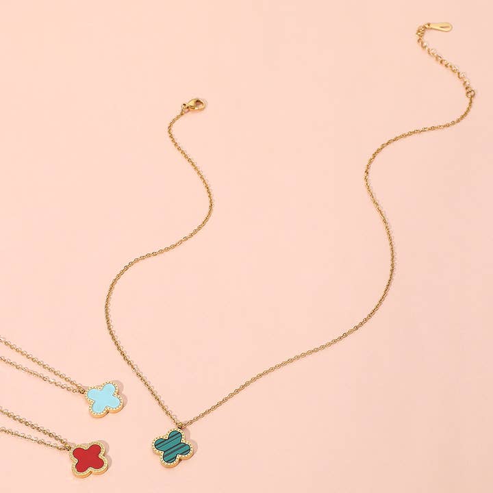 Sensibling Corp. - Wholesale Pendant/Charm Necklace - Stainless Steel Quatrefoil Pendant Necklace12