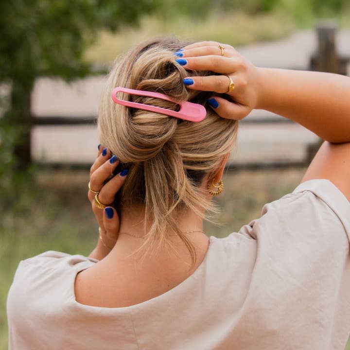 Shop ANDi - Wholesale Hair Clip - Women's - Alligator Claw Clip - Multiple Colors