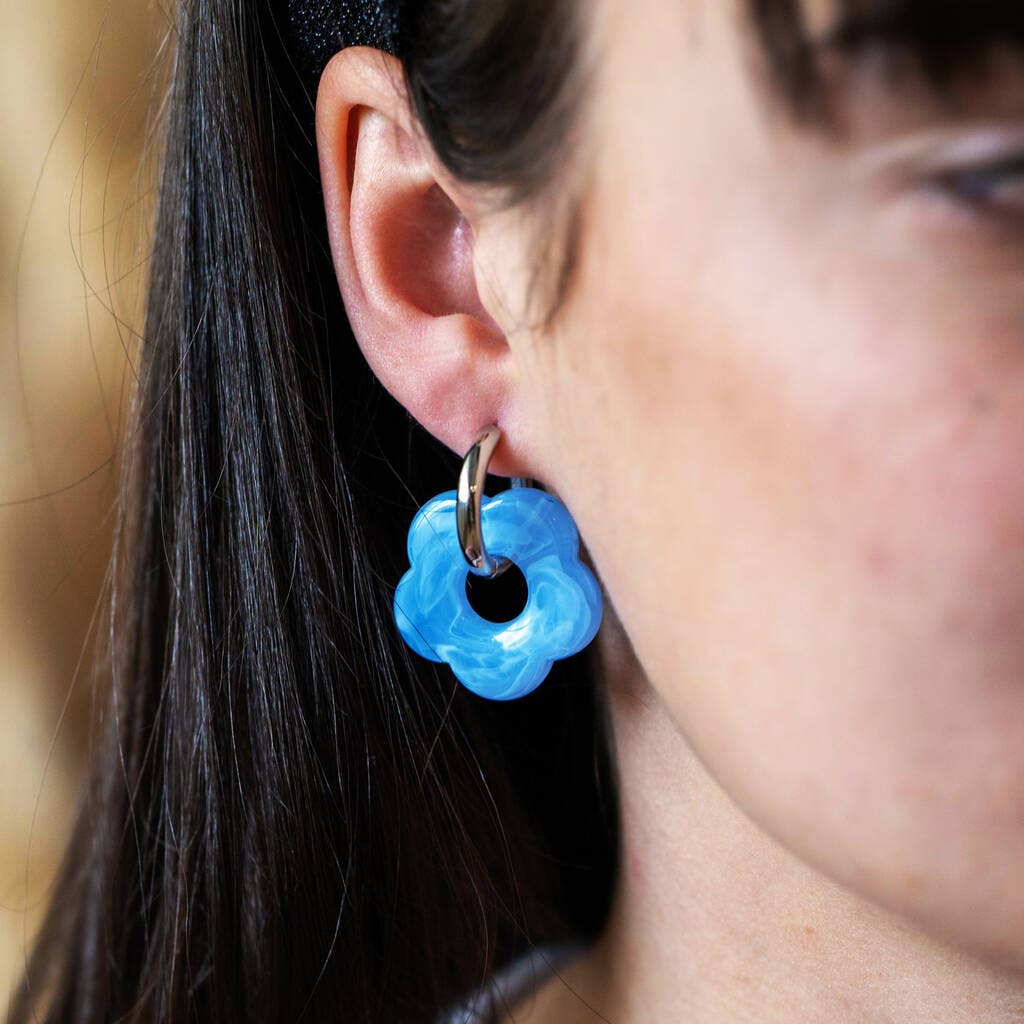 Lucent Studios Ltd - Wholesale Huggie Earrings - Resin Flower Huggie Hoop Earrings8